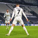 Ronaldo gia hạn hợp đồng với Juventus trước khi đến Mỹ thi đấu