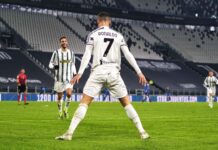 Ronaldo gia hạn hợp đồng với Juventus trước khi đến Mỹ thi đấu