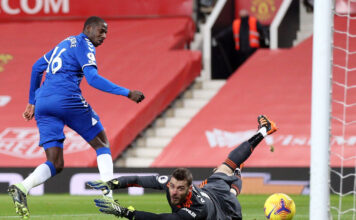 Man Utd “vỡ trận” trước Everton: Lỗi do De Gea, Maguire hay Tuanzebe?