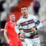 Khi nào khó đã có Ronaldo, Bồ Đào Nha xây chắc ngôi đầu bảng.