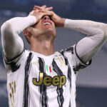 Juventus thua đáng tiếc trước Porto, Ronaldo phải nhận “gạch đá”