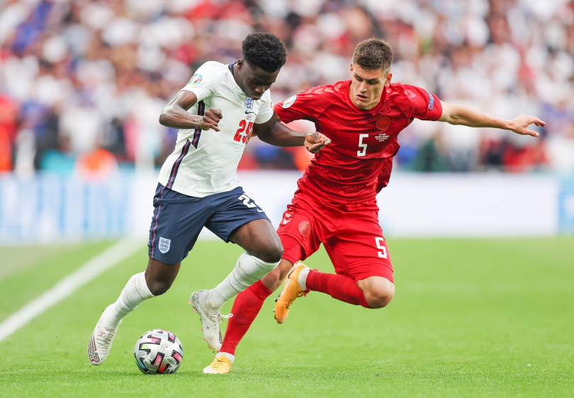 Soi keo bong da Anh vs Andorra 2