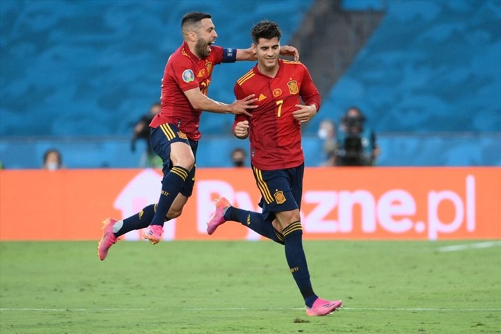 Tay Ban Nha Euro 202