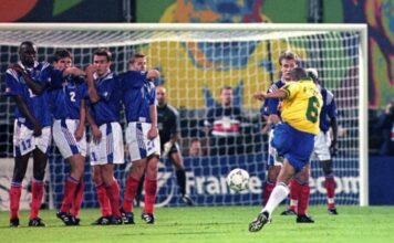 Đá phạt gián tiếp là gì? Quy định thế nào trong bóng đá? Quy định cơ bản về luật đá phạt gián tiếp