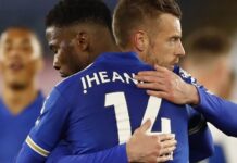 Iheanacho tỏa sáng, Leicester City giành trọn ba điểm tại Premier League