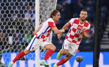 Siêu phẩm trivala giúp Croatia góp mặt 1/16 EURO 2020