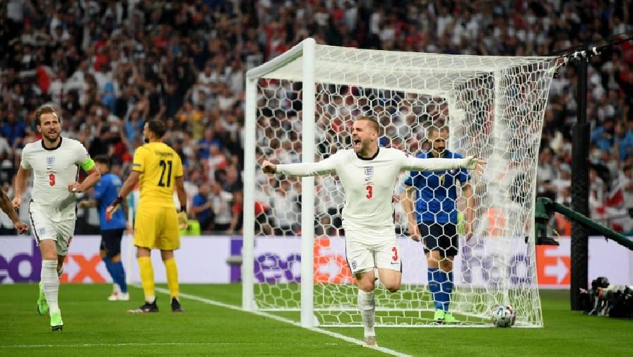 sut tung luoi donnarumma luke shaw pha ky luc ghi ban o chung ket euro 60eb68d32d35b