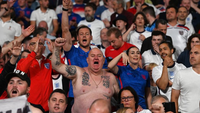 uefawillinvestigateenglandfans 1625785001609