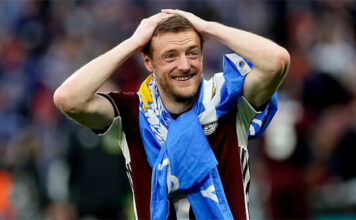 Cơn mưa buồn của Chelsea, Leicester City lên ngôi vô địch FA Cup